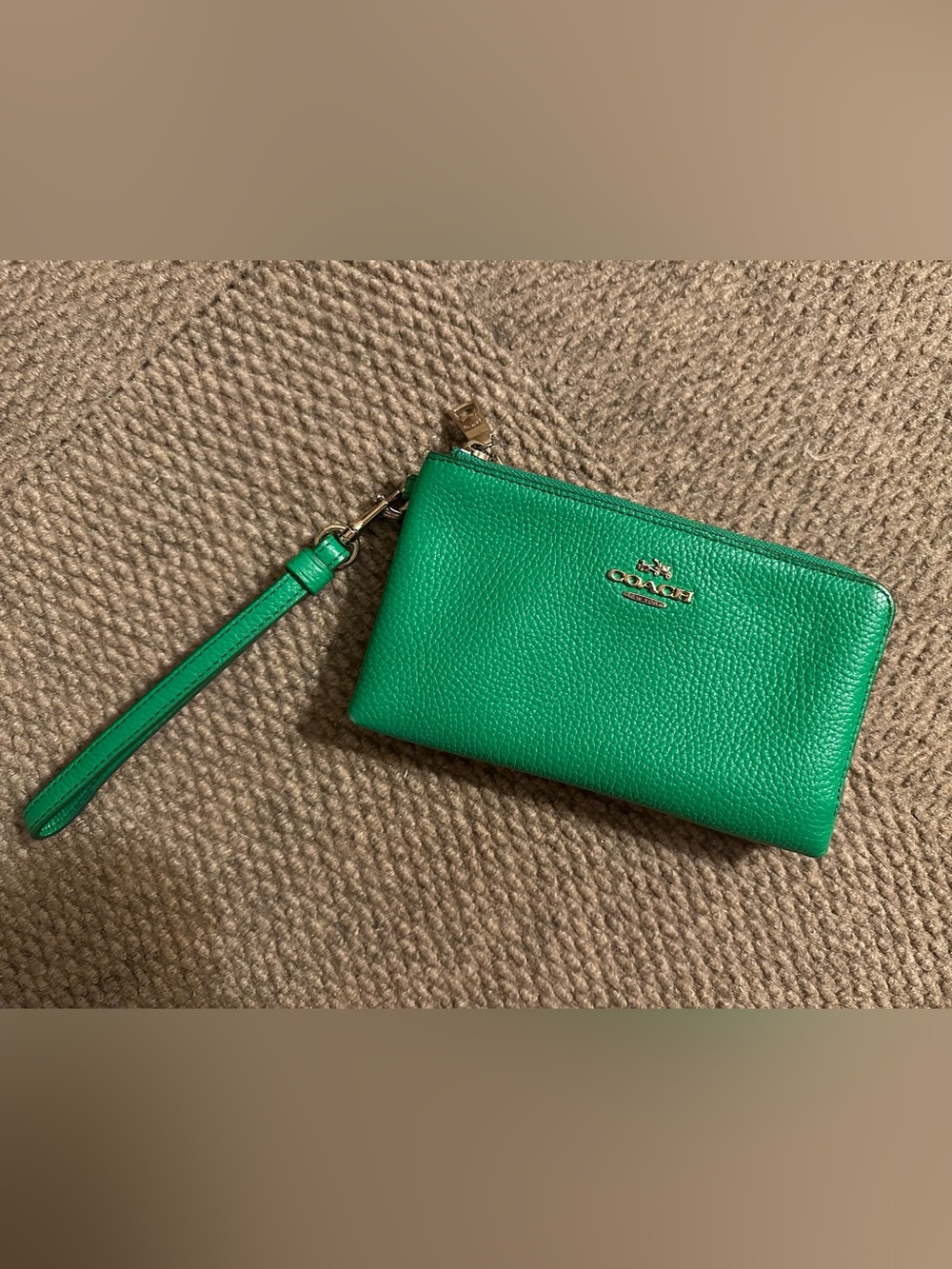 COACH Green Pebbled Leather Corner Zip Wristlet